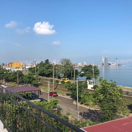 Merab House บาทูมิ ภายนอก รูปภาพ