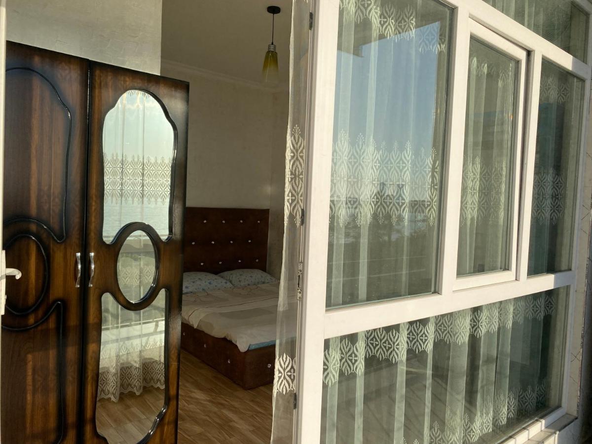 Merab House บาทูมิ ภายนอก รูปภาพ